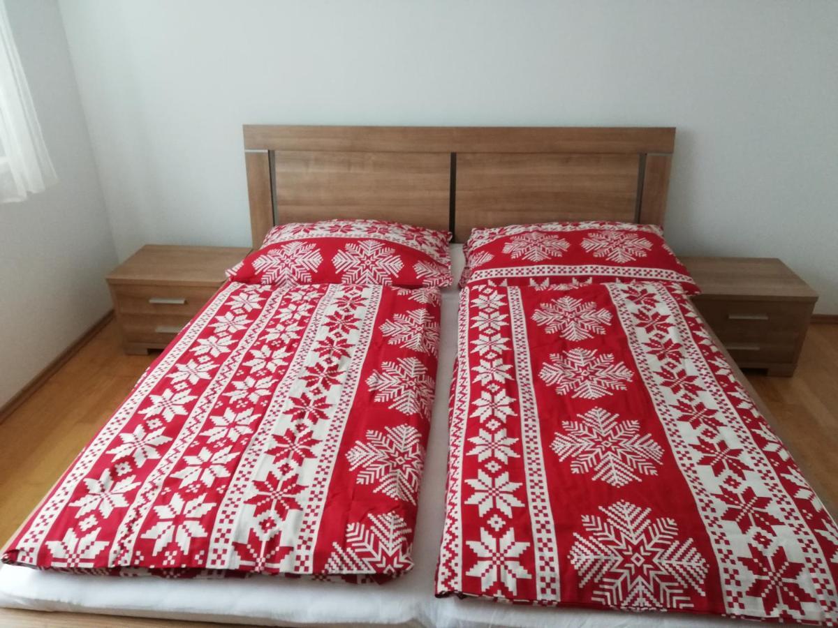 Apartman Family Πόπραντ Εξωτερικό φωτογραφία
